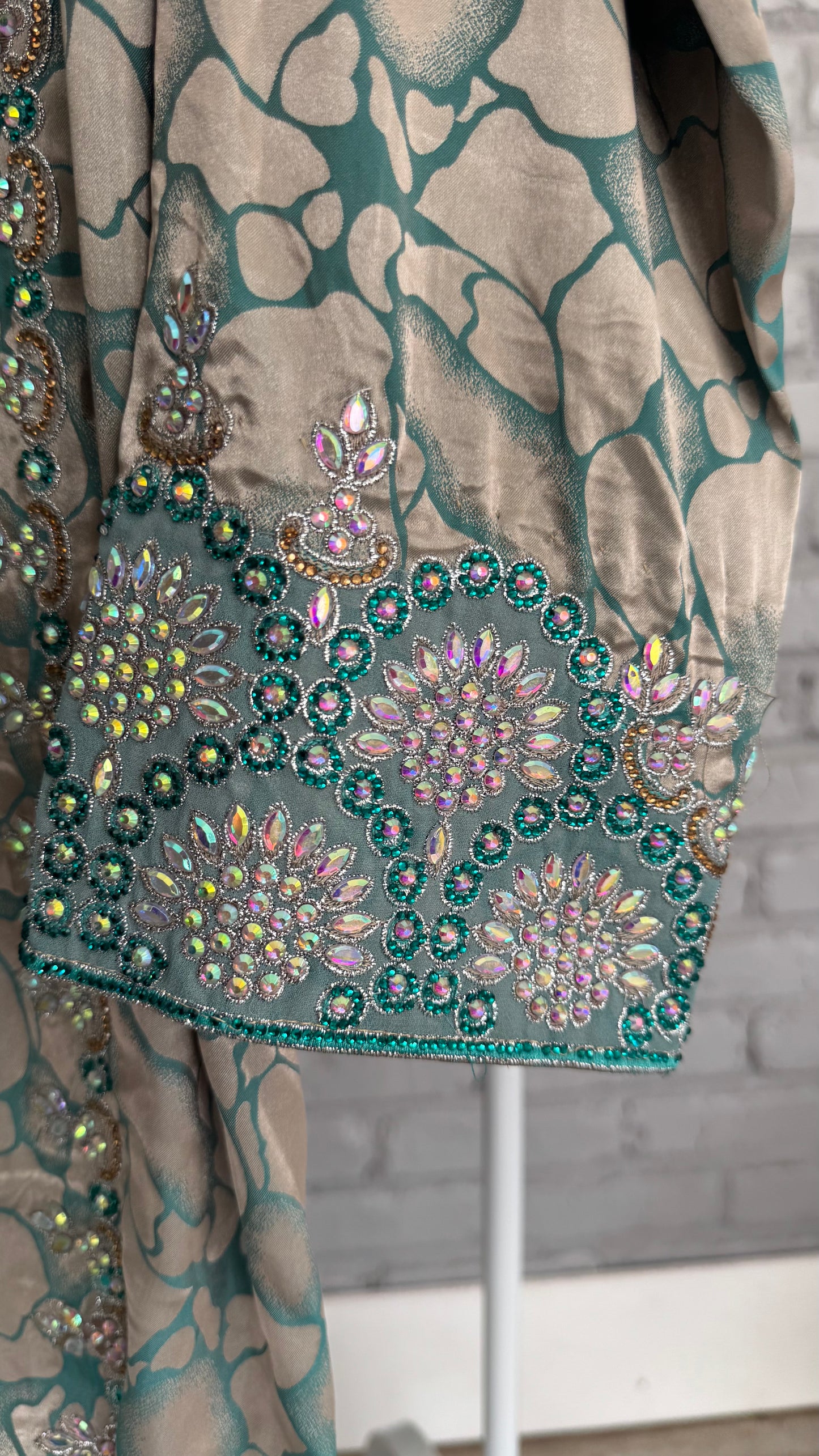 Turquoise Crystal Embellished Mukhawer
